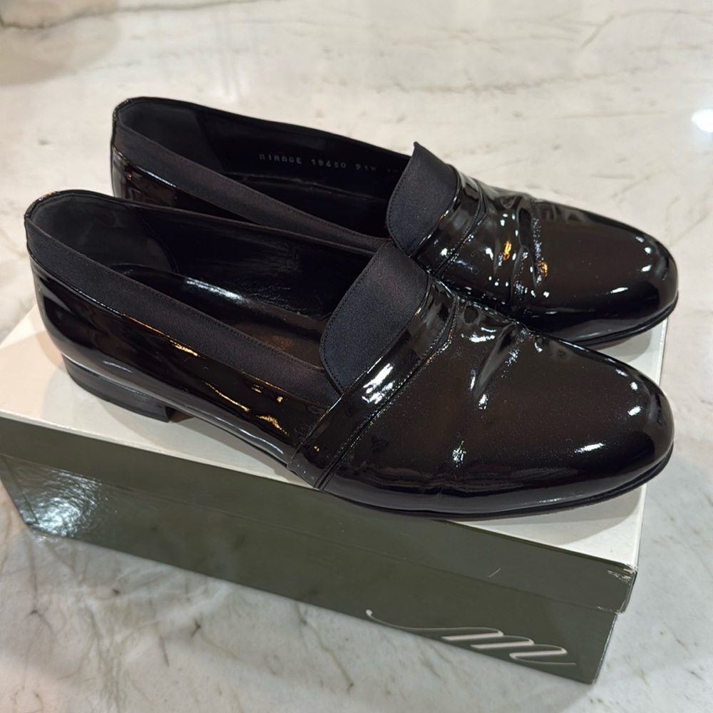 Mezlan Mirage Black Patent Tuxedo Loafers
